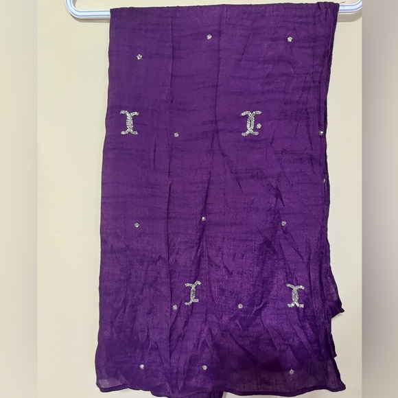 SCARF 🧣 with silver beads - Picture 2 of 5